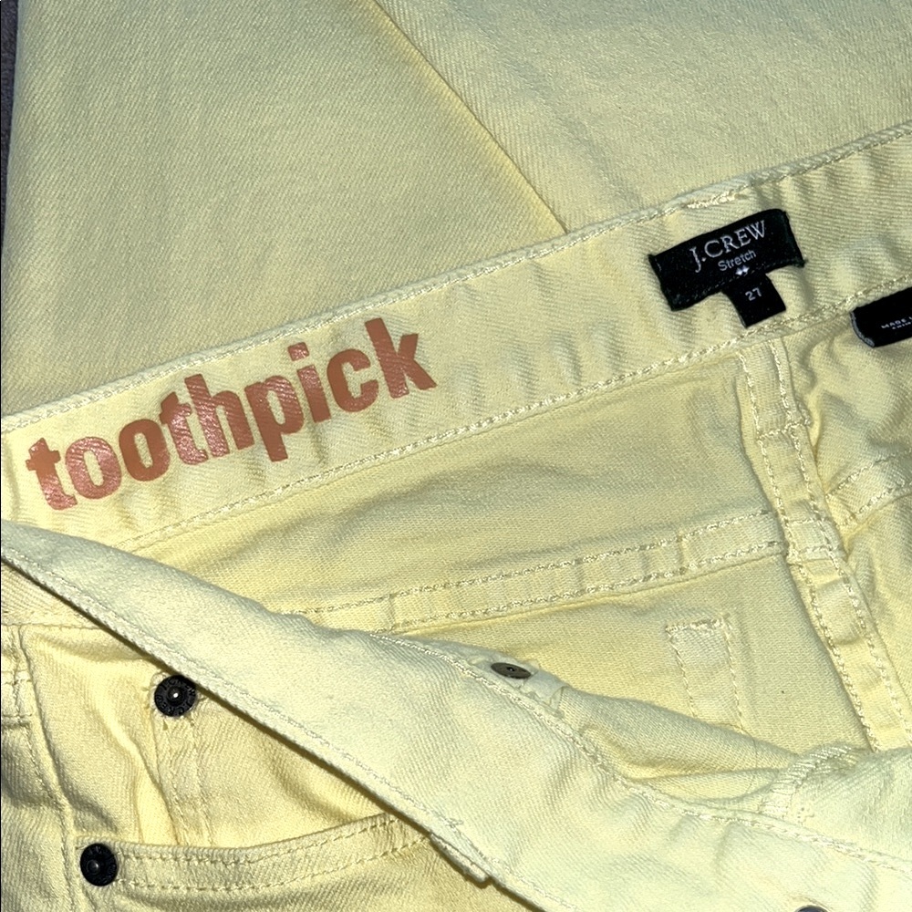 NWOTs J. Crew Yellow Toothpick Jeans Vibrant and Eye-Catching Size 27 - Picture 4 of 9